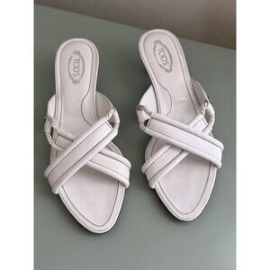 Vintage Y2K TOD'S Cross White Leather Slide Kitten Heels Sandals Size 7.5